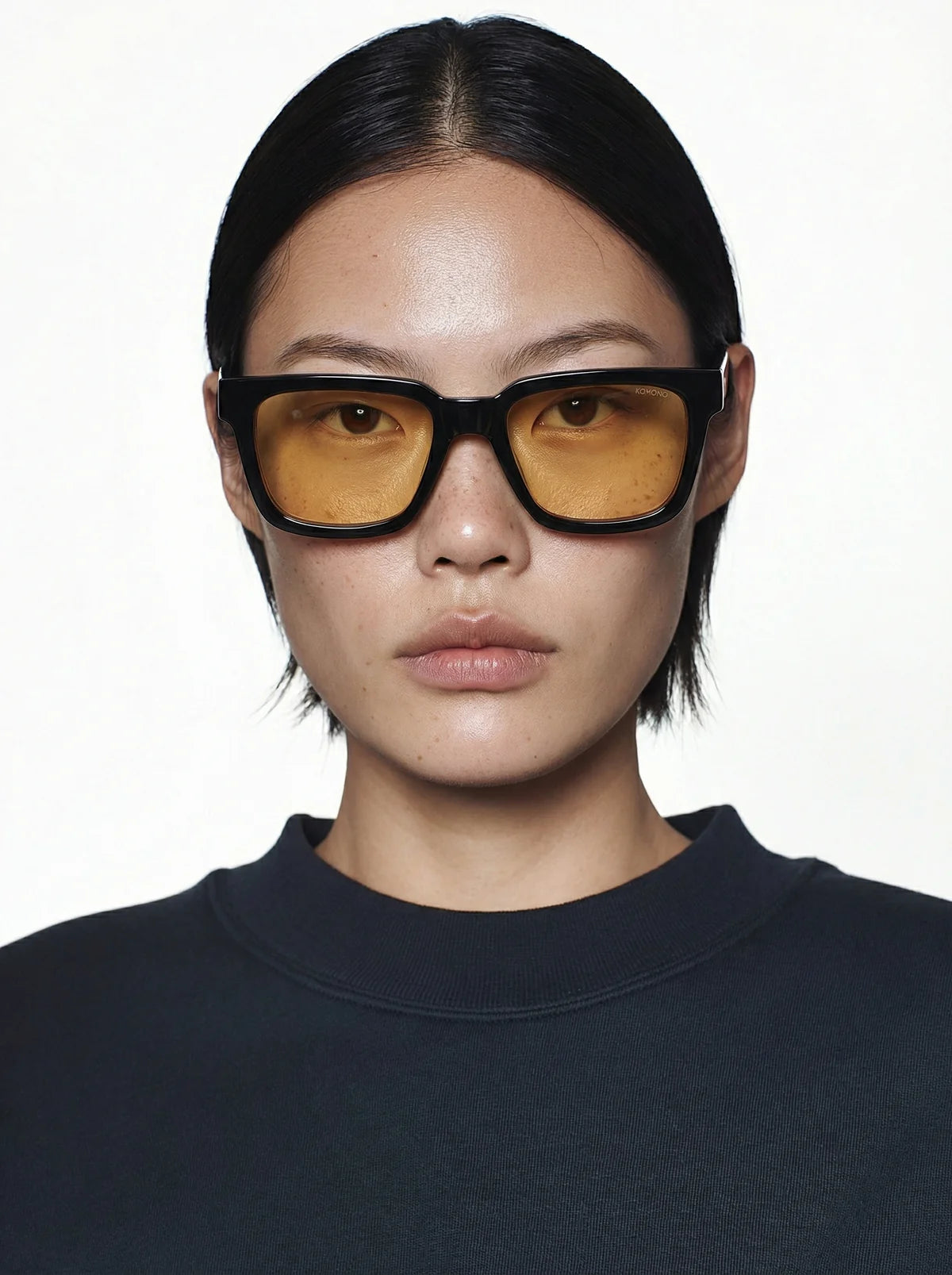 komono Bobby Black Fare - lab10streetwear.nl