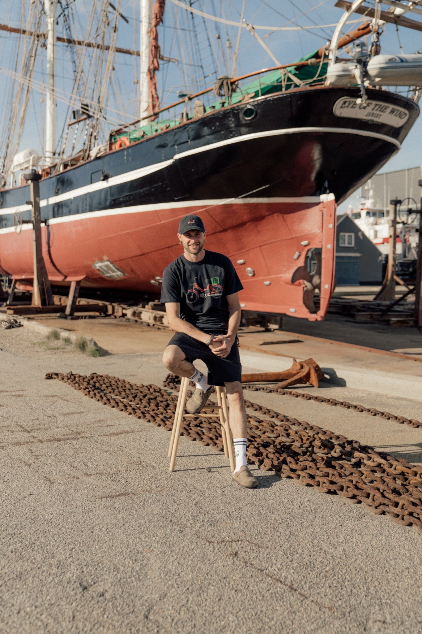 Lakor Red Maxi t-Shirt - Moonless Night - Lab10streetwear.com