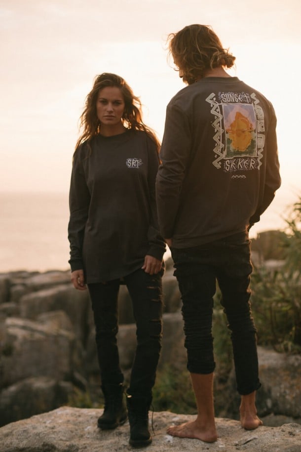 Sunset Seeker LongSleeve - Stone Grey